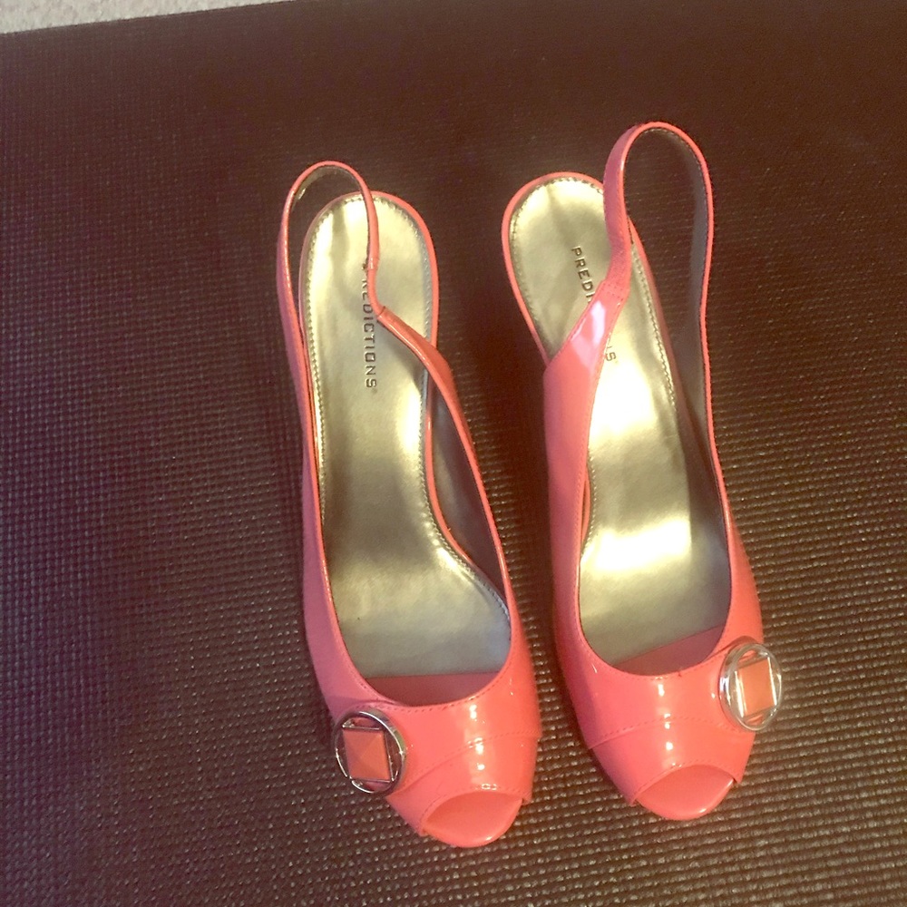 Patent leather sling back shoes